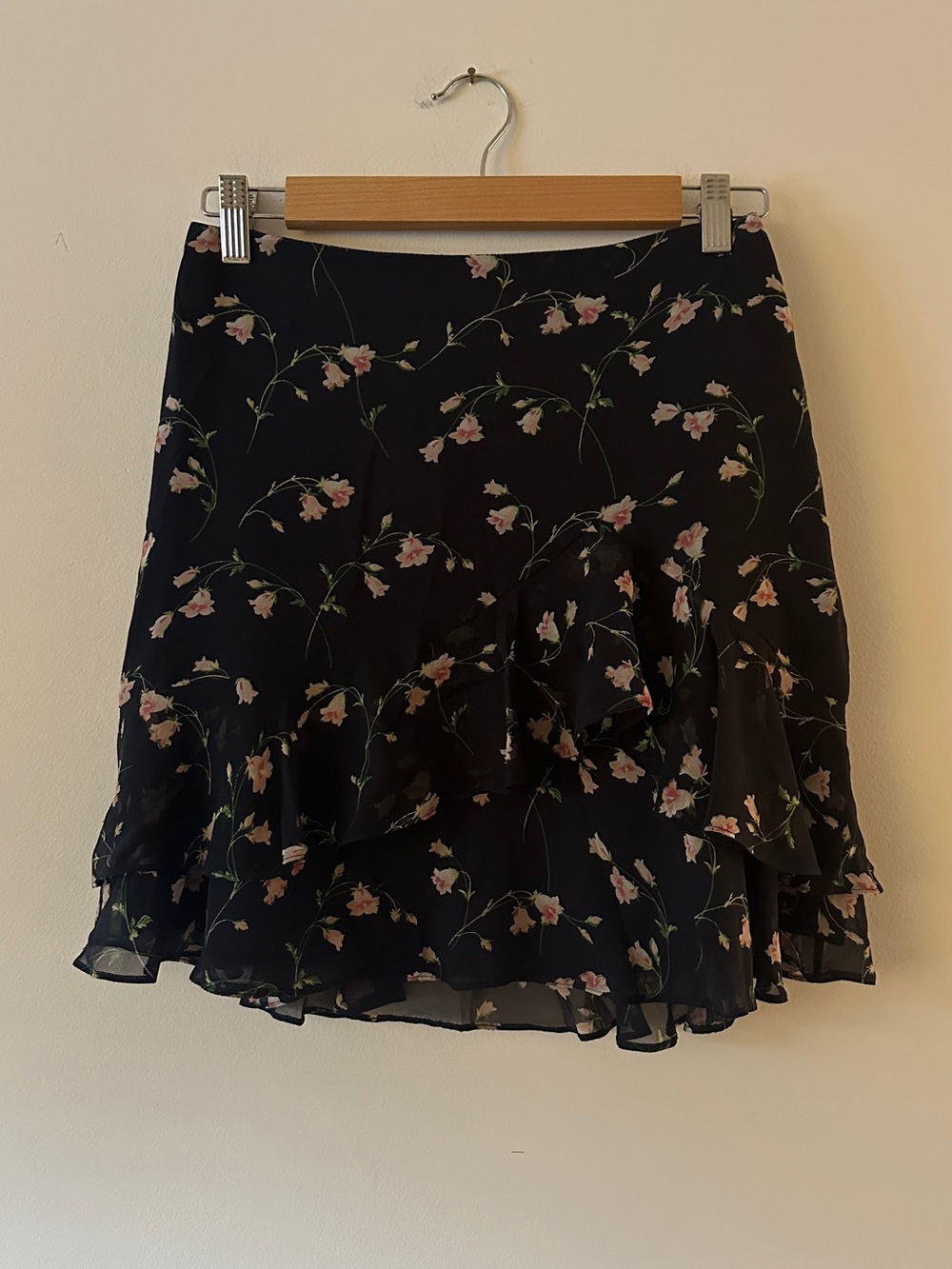 Club Monaco Navy Mini Skirt with Floral Print